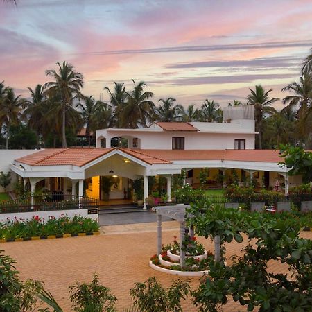 Stayvista At Silver Oak Farm - Breakfast Included Bengaluru Zewnętrze zdjęcie