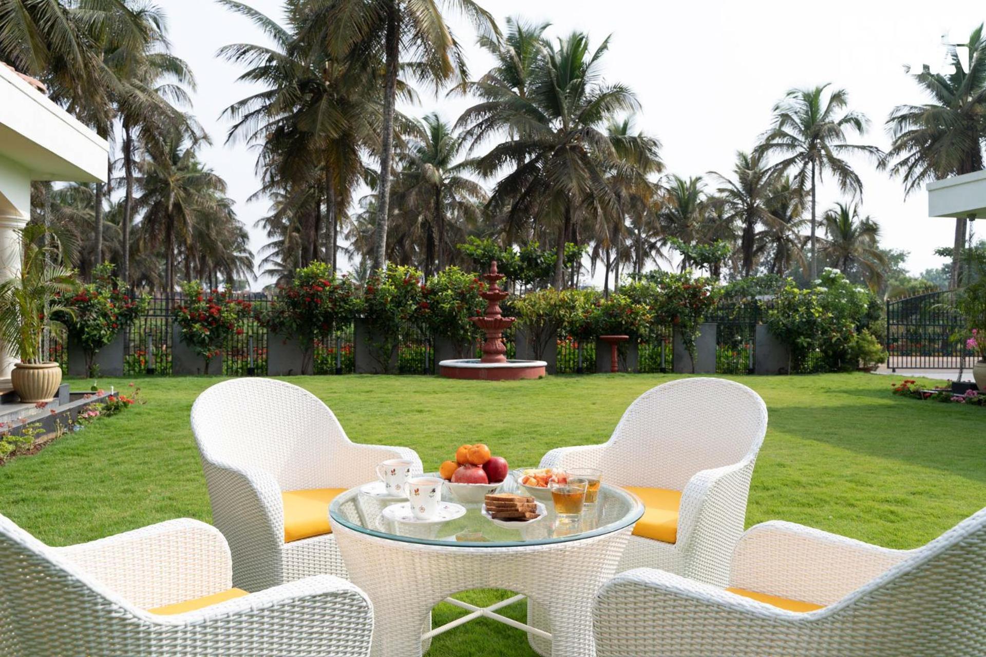Stayvista At Silver Oak Farm - Breakfast Included Bengaluru Zewnętrze zdjęcie